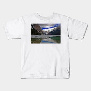 Lake Louise Victoria Glacier Banff National Park Alberta Canada Kids T-Shirt